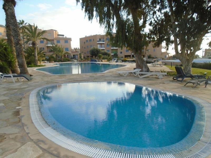 King'S Palace - Spacious 2 Bed, 2 Bath With Sea And Pool Views Pafos Dış mekan fotoğraf