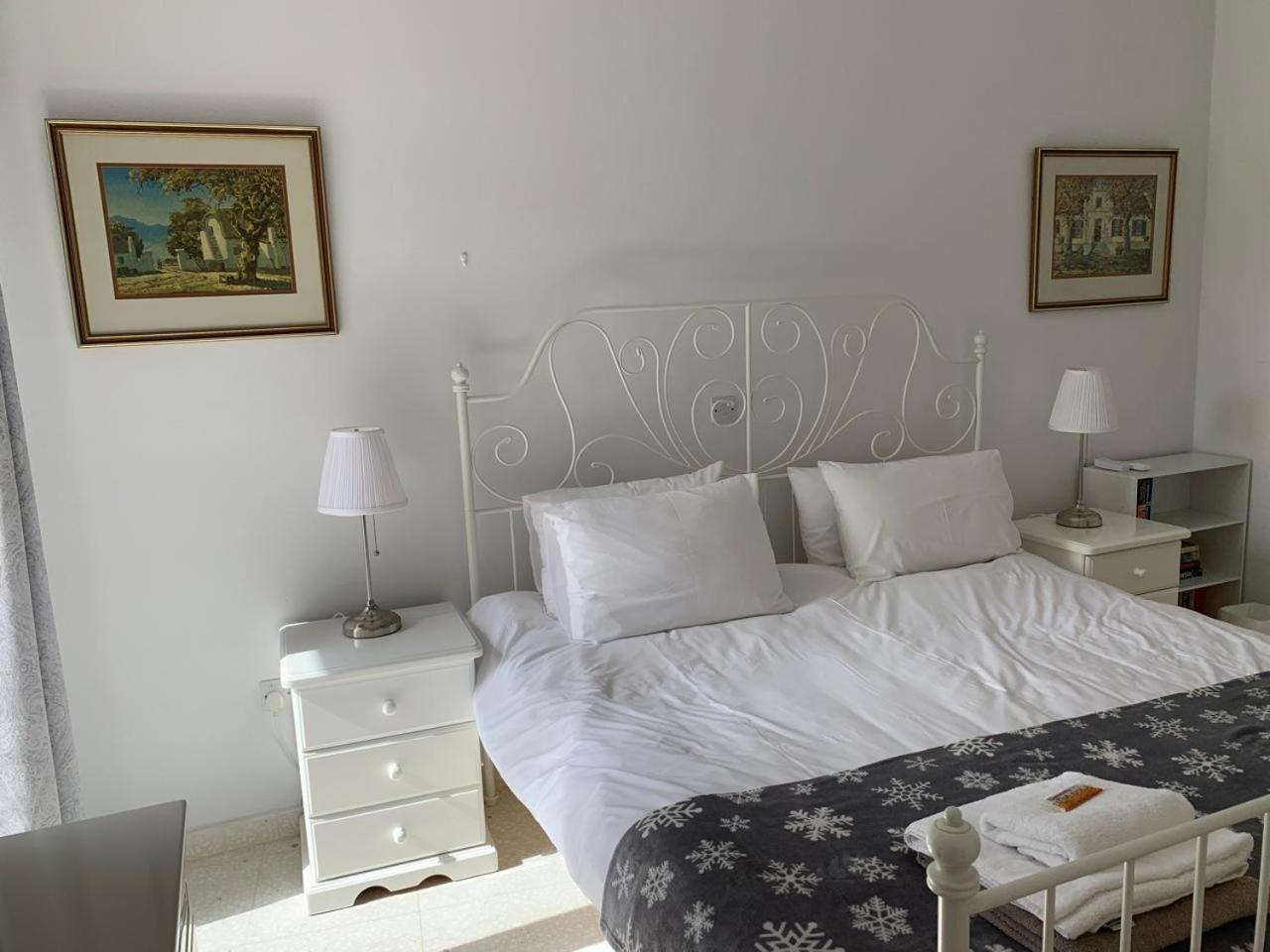 King'S Palace - Spacious 2 Bed, 2 Bath With Sea And Pool Views Pafos Dış mekan fotoğraf